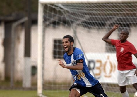 Douglas do Serrano: "Agora é vitória ou vitória"