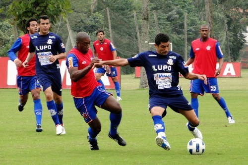 Macaé Esporte empata com o Flamengo em jogo-treino: 1 a 1