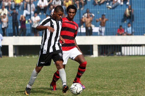 2º jogo decisivo de Juniores será em Xerém