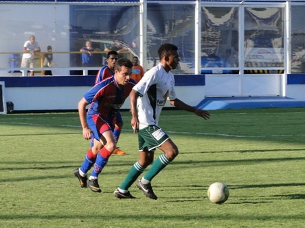 Bonsucesso vence e assume a liderança da Série B