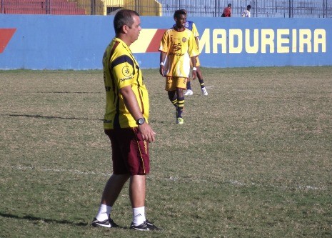 Madureira cheio de desfalques para a partida contra o Marília