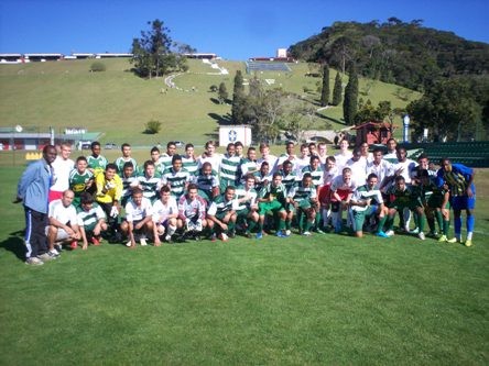 Liga de Vassouras vence amistoso internacional na Granja Comary