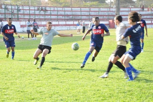 Bangu e Sendas empatam em jogo-treino