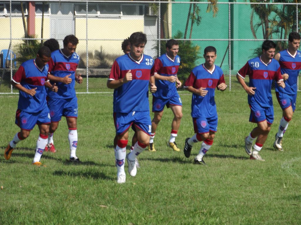 Bonsucesso treina forte visando a estreia contra o Flamengo