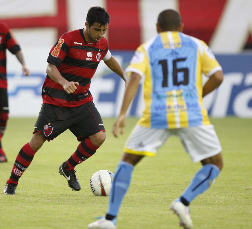 Macaé e Flamengo ficam no 0 a 0