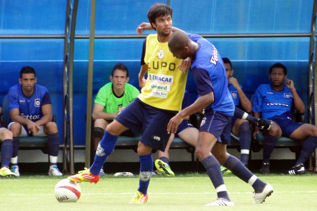 Macaé vence jogo-treino contra o Friburguense