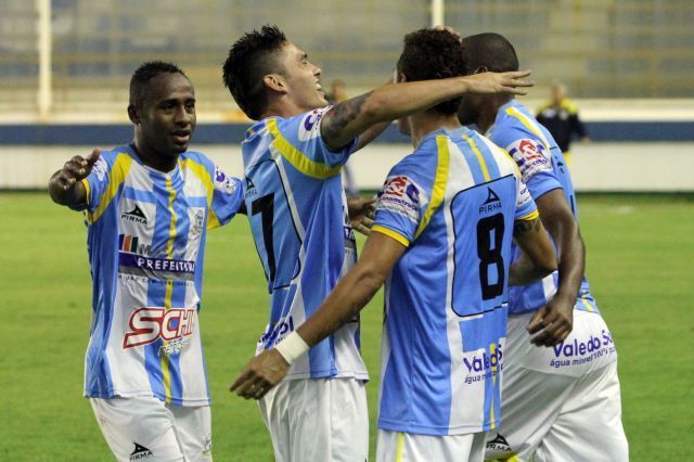 Contra o Vila Nova, Macaé busca seu 100º gol em Brasileiros