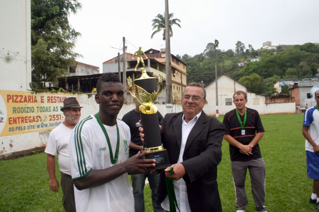 Trajano de Morais conquista o torneio da Região Serrana B