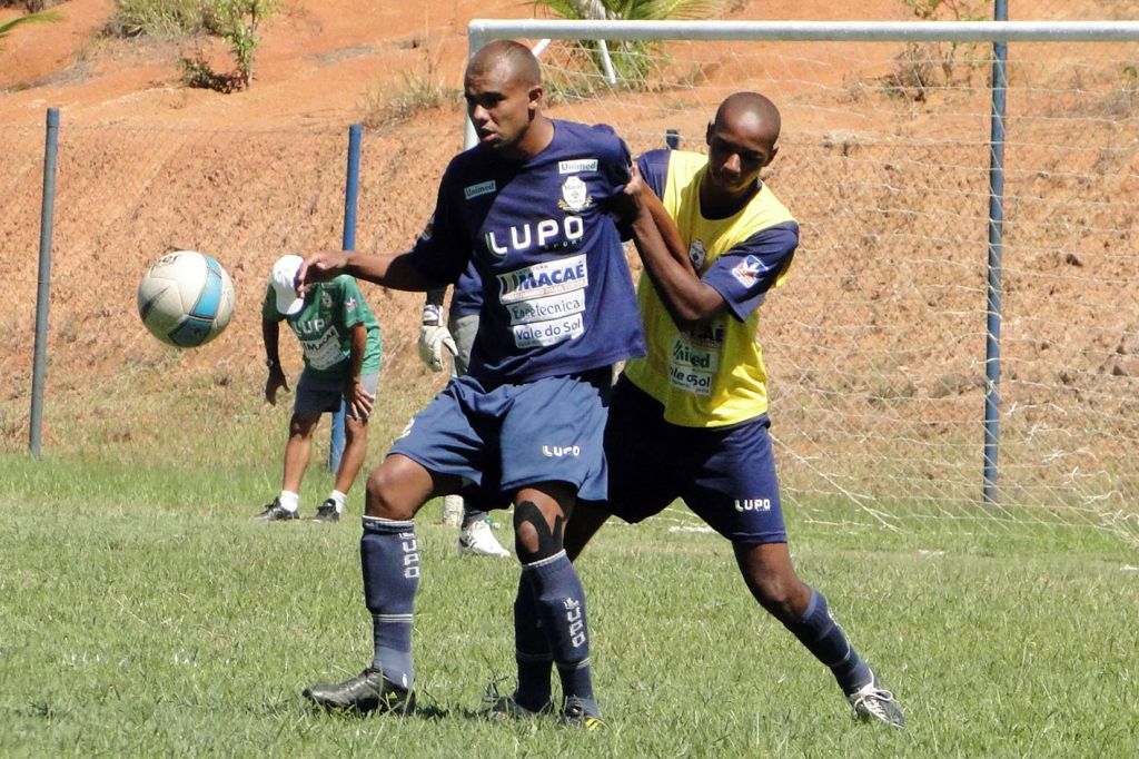 Macaé pode chegar à liderança neste domingo