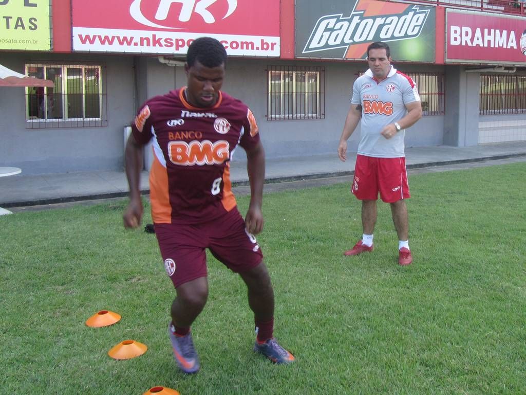 Jogadores do America se preparam para voltar aos gramados