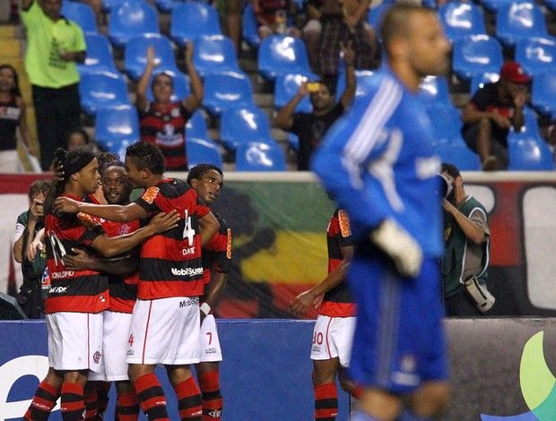 Flamengo vence o Fla-Flu: 2 a 0