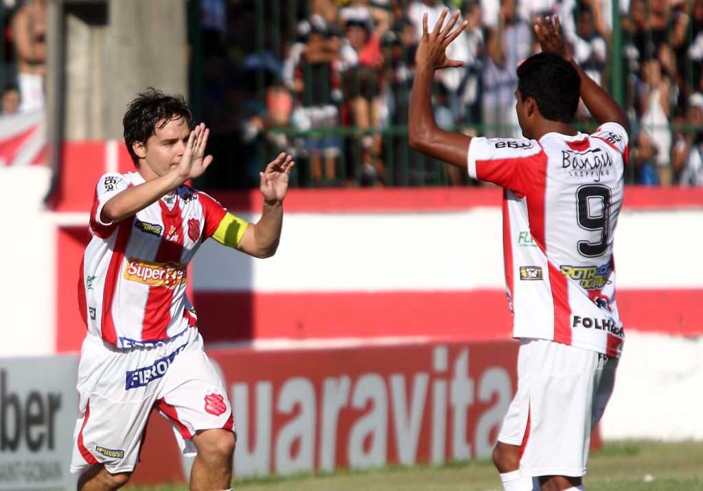 Tiano está fora do jogo contra o Madureira