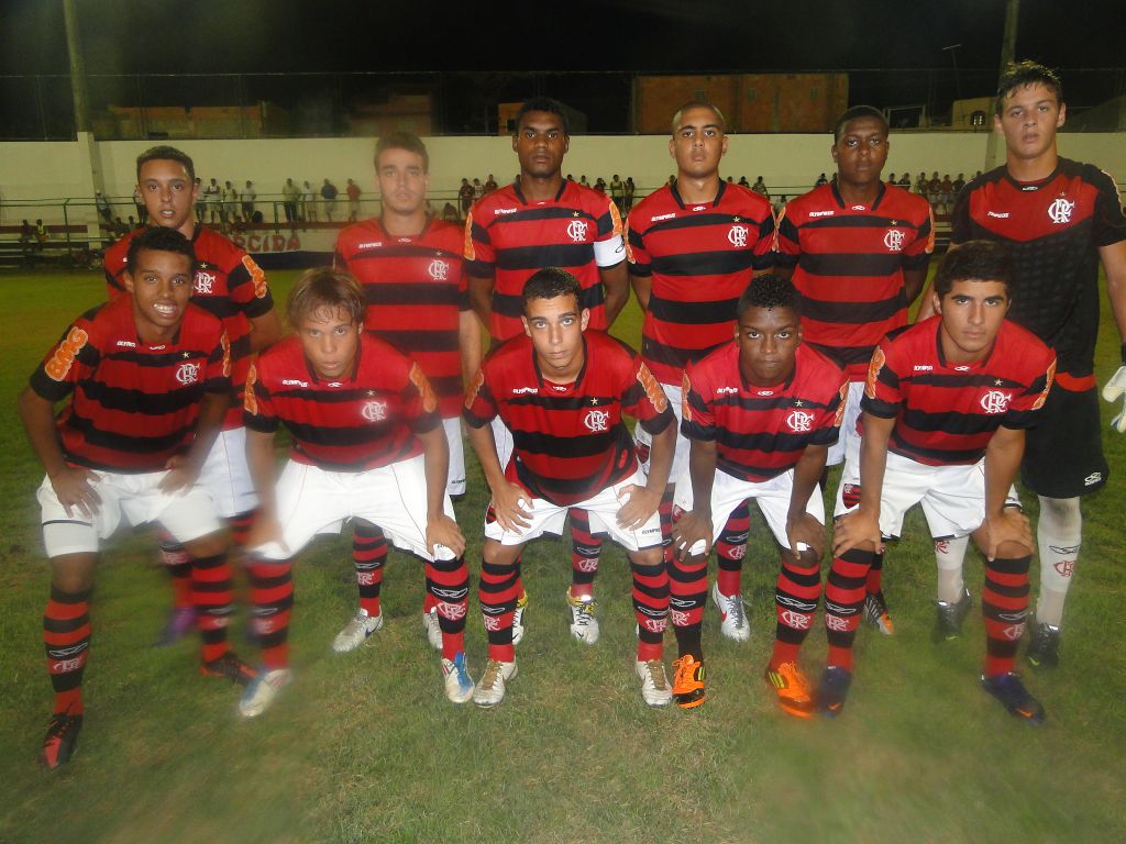 Flamengo vence o Coritiba e avança na Copa Rio Sub-17