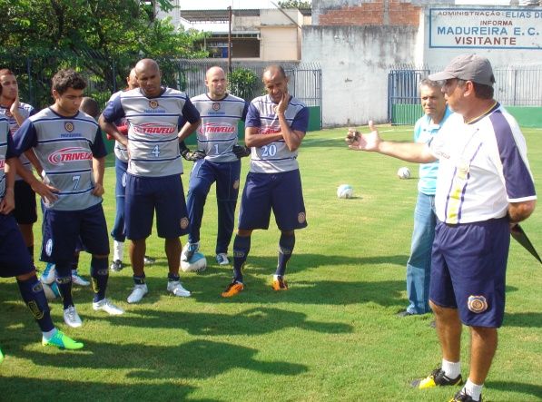 Luiz Claudio reassume o Madureira para a Série C