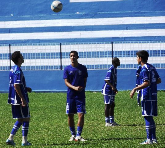 Goytacaz encara Ceres em Bangu