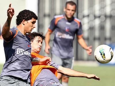 Duque de Caxias empata com o Vasco em jogo-treino