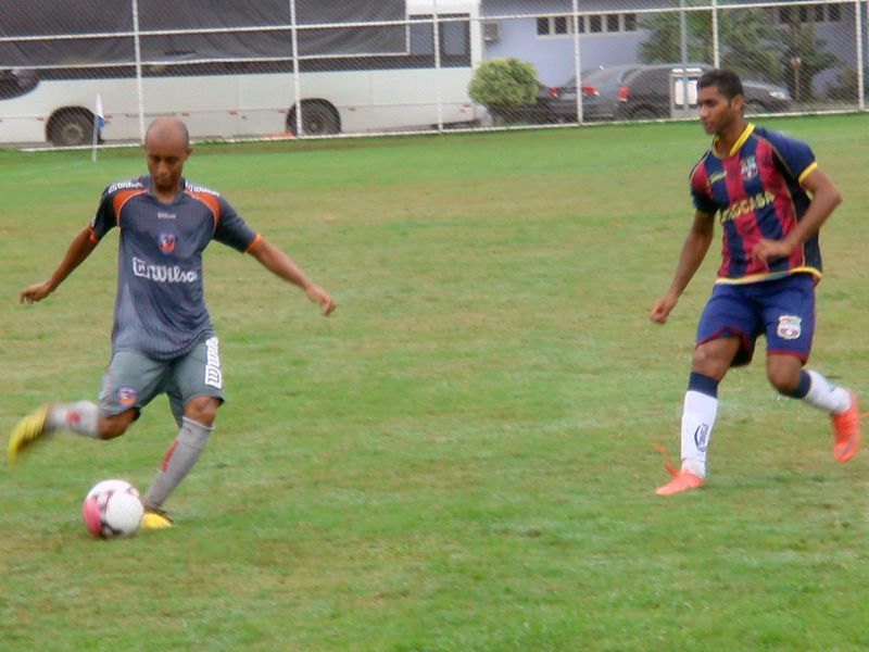 Duque de Caxias goleia Barcelona do Rio em jogo-treino