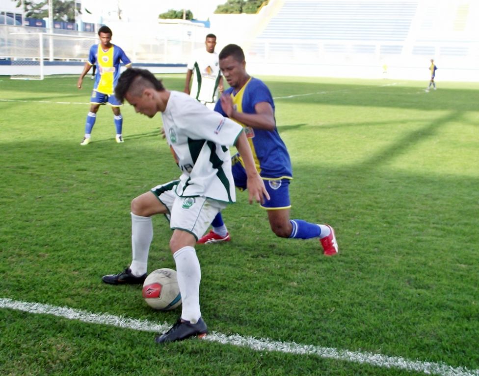 Sampaio Corrêa vence o Serra Macaense no Moacyrzão