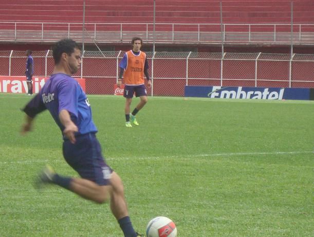 Friburguense intensifica treinos para jogo contra o Nacional (MG)