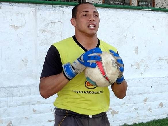 Goleiro Diego entra para a história do São Cristóvão