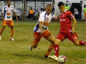 Duque de Caxias perde capitão para duelo em Chapecó