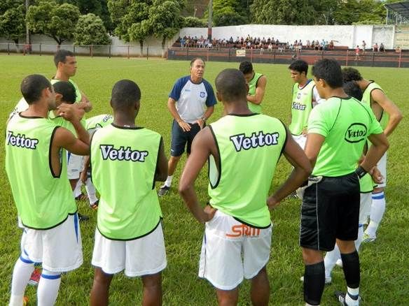 Friburguense retoma as atividades para o Carioca 2013