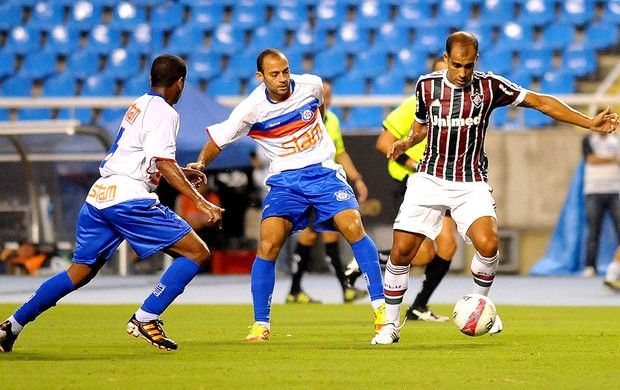 Na estreia de Felipe, Fluminense empata com o Friburguense