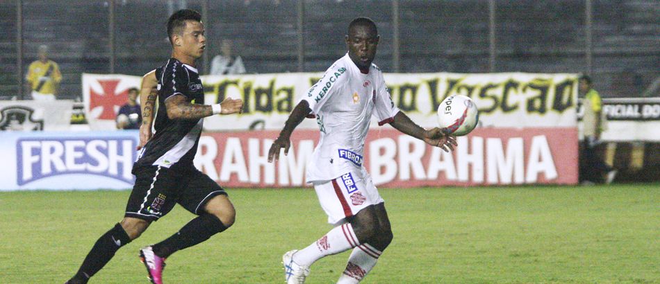 Bangu vence o Vasco dentro de São Januário