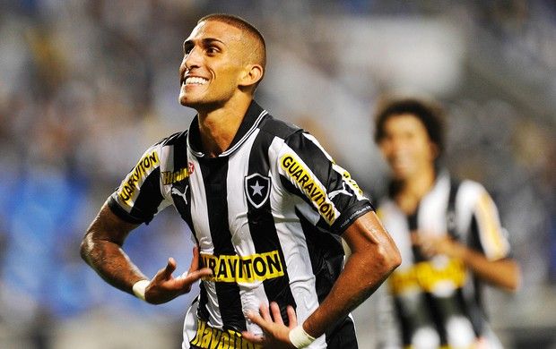 Botafogo vence na estreia da Taça Rio