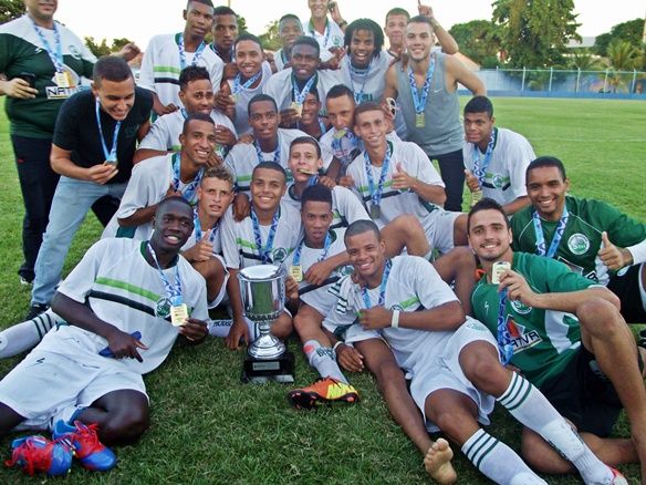 Serra Macaense conquista a Taça Santos Dumont Sub-20