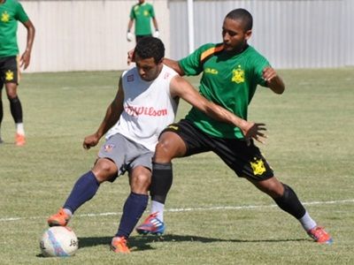 Duque de Caxias e Nova Iguaçu empatam em jogo-treino