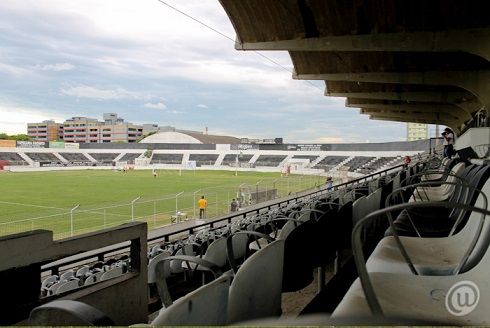 Americano ainda sem data para deixar o estádio Godofredo Cruz