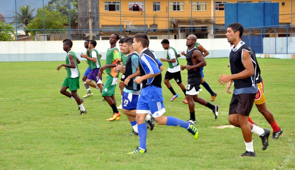 Mesmo folgando na rodada, Grêmio Mangaratibense segue líder