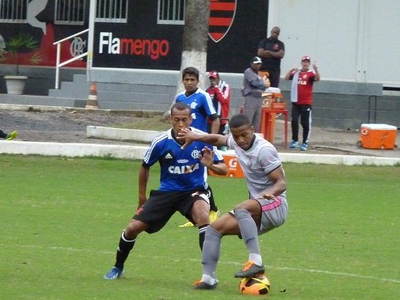 São Cristóvão e Flamengo empatam em jogo-treino