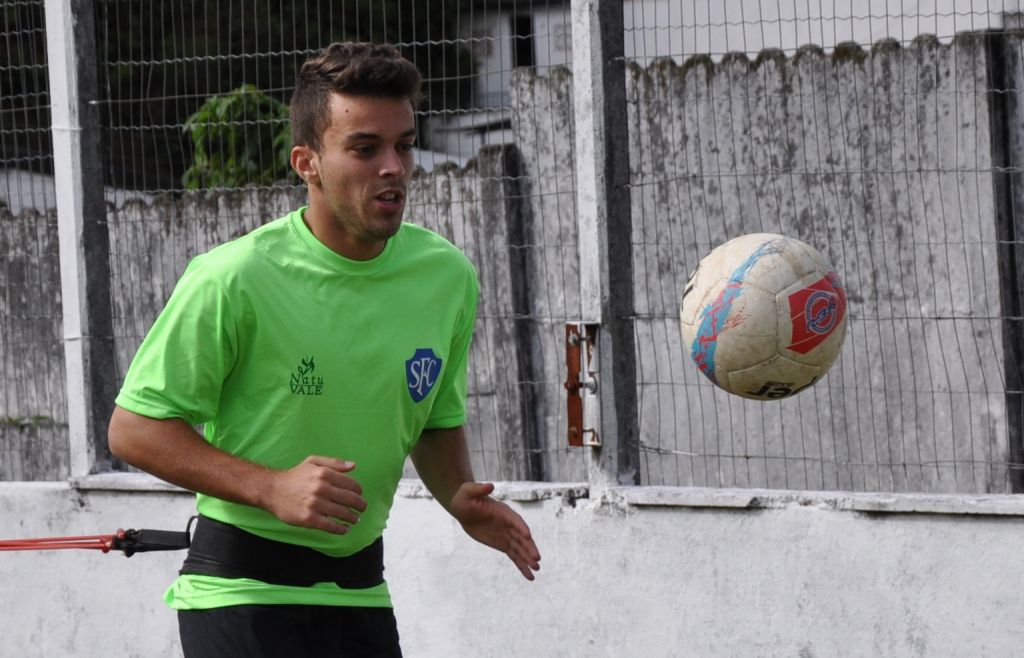 Serrano pronto para o jogo contra o Miguel Couto