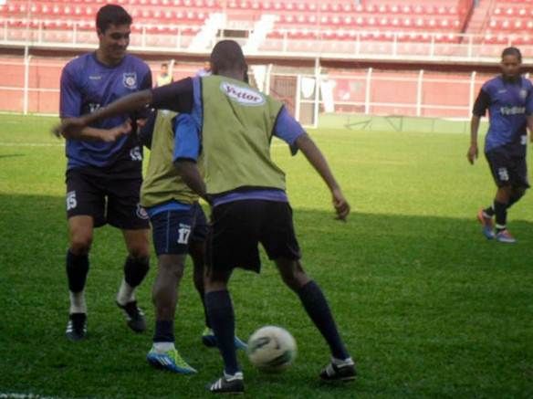 Chuva impede realização de jogo-treino do Friburguense