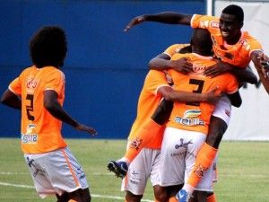 Nova Iguaçu vence a primeira na Copa Rio