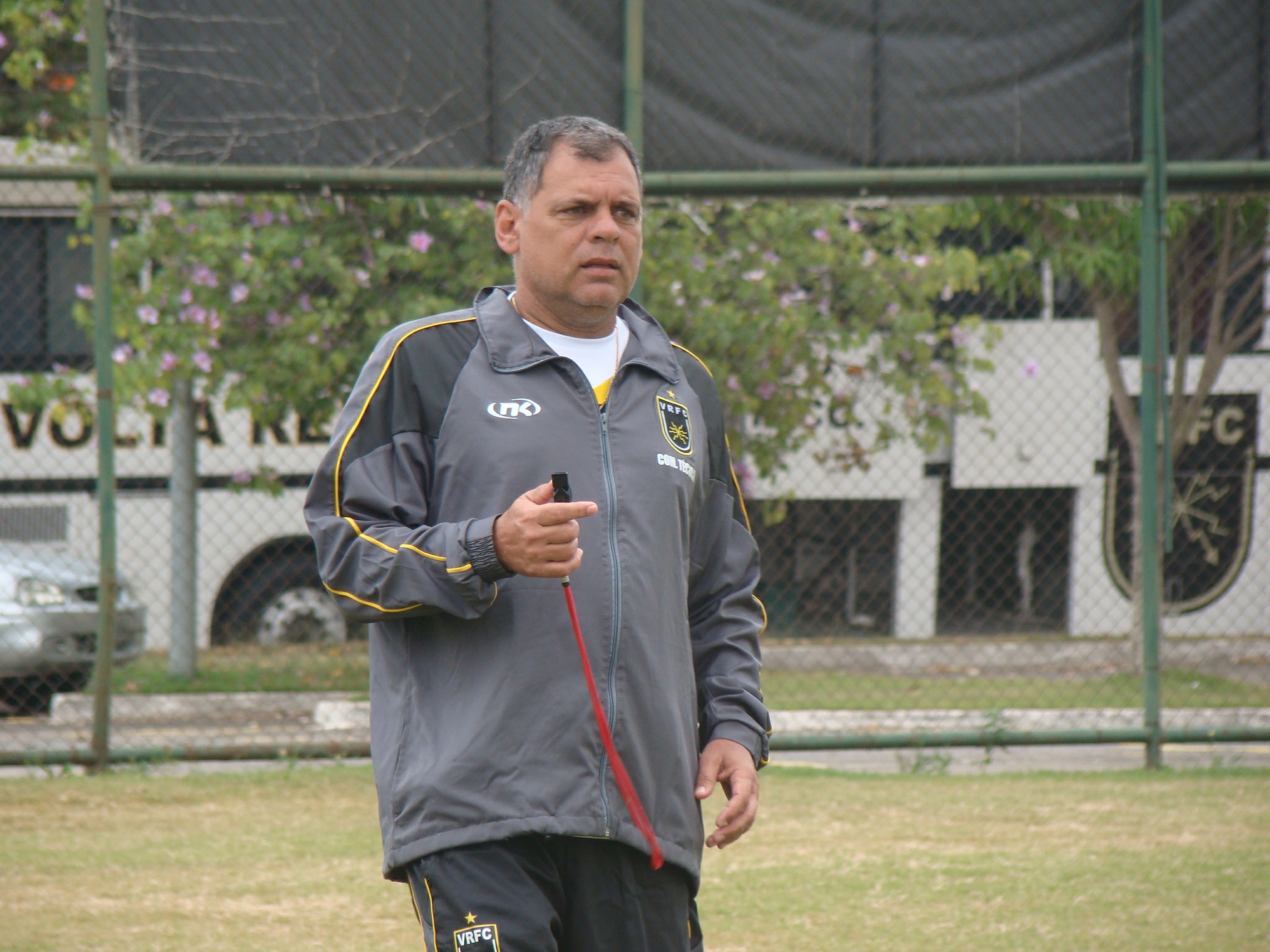 Toninho Andrade não é mais técnico do Volta Redonda