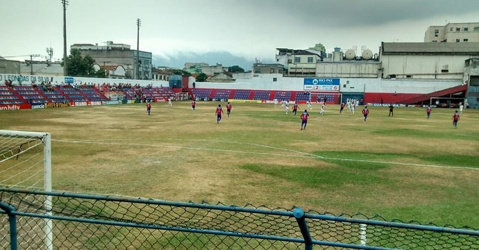 Bangu vence o Bonsucesso e respira no Carioca