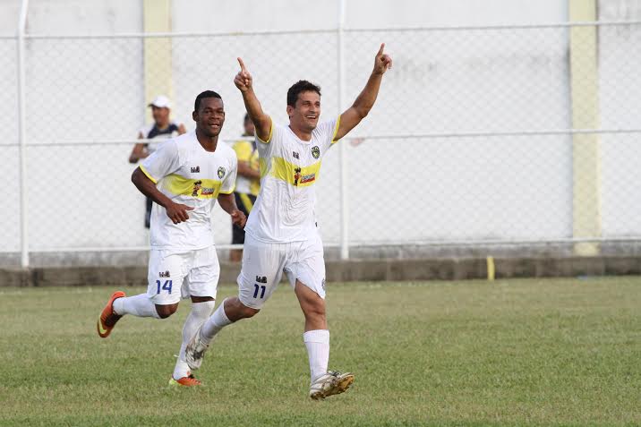 Sampaio Corrêa vence o Goytacaz e segue na liderança