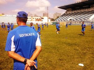 Goytacaz encara o Queimados no Aryzão