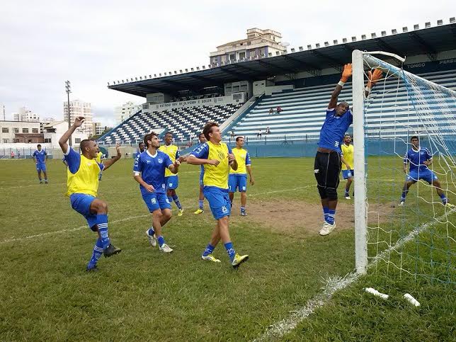 Goytacaz realiza último treino antes do clássico