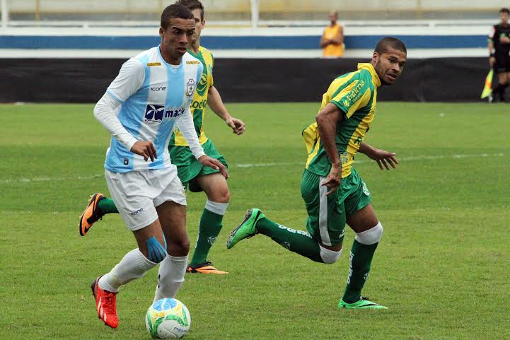 Macaé Esporte arranca empate com o Juventude/RS