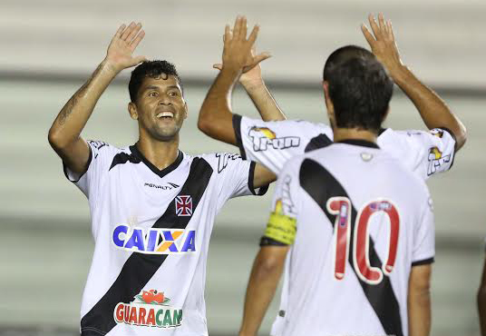 Vasco vence a primeira na Série B do Brasileiro