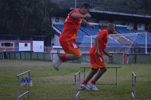 Friburguense retorna aos treinos para disputa da Copa Rio