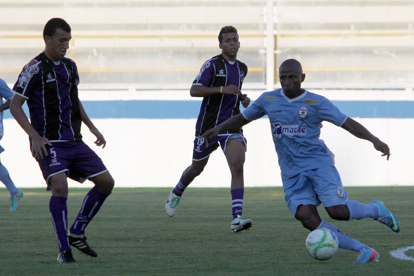 Macaé goleia no primeiro teste da intertemporada