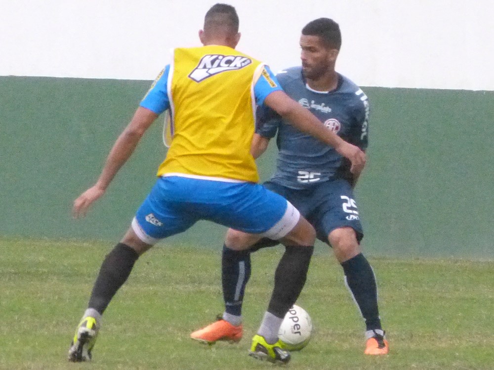 America vence o Resende em jogo-treino