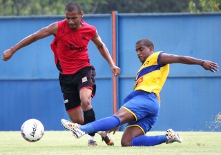 Nova Iguaçu goleia Duquecaxiense em jogo-treino