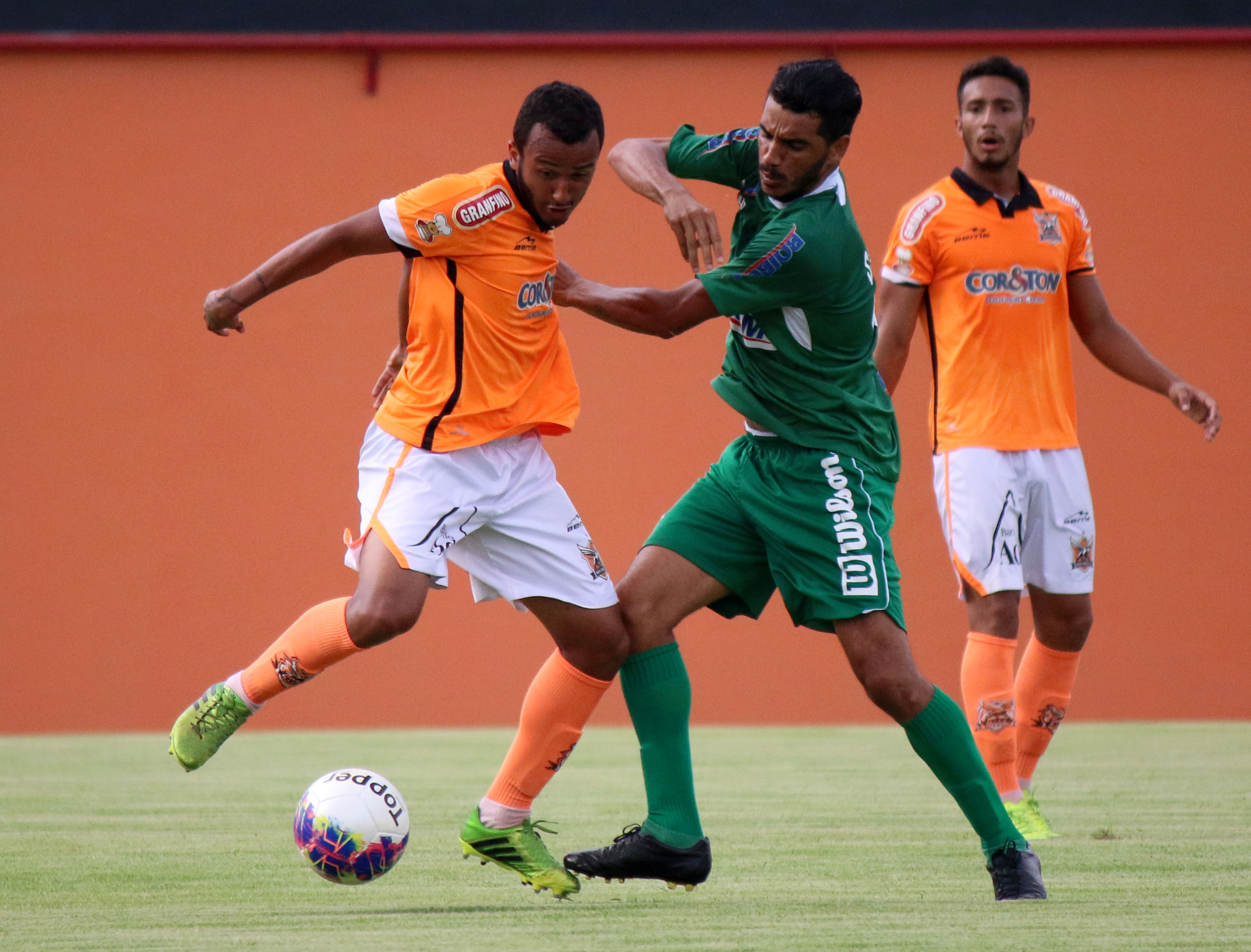 Nova Iguaçu e Cabofriense empatam e acabam eliminados da Copa Rio