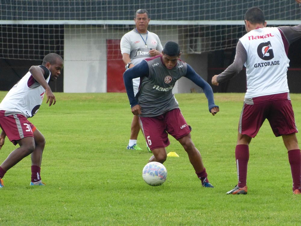 America trabalha pensando na próxima rodada da Copa Rio